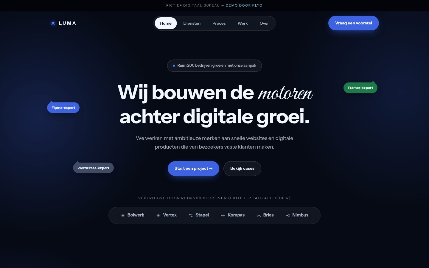 De LUMA agency-landingspagina, donker met blauwe gloed